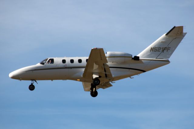 Cessna Citation CJ1 (N521PF)