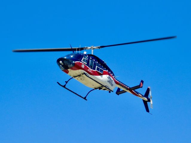 Bell JetRanger (N539AE) - Air Evac 87 on approach to North Sunflower Medical Center.