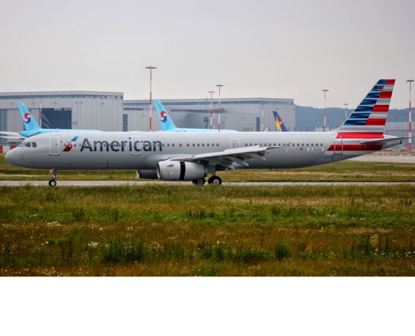 Airbus A321 (N581UW)