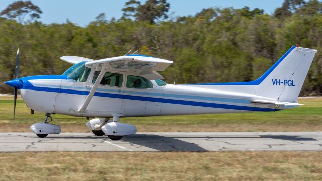 Cessna Skyhawk (VH-PGL)