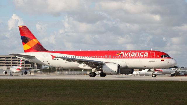 Airbus A320 (N345AV) - Waiting for the green light to depart from MIA on the evening of the 30th of September, 2018.
