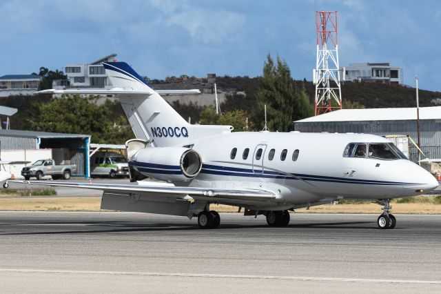 Hawker 800 (N300CQ)