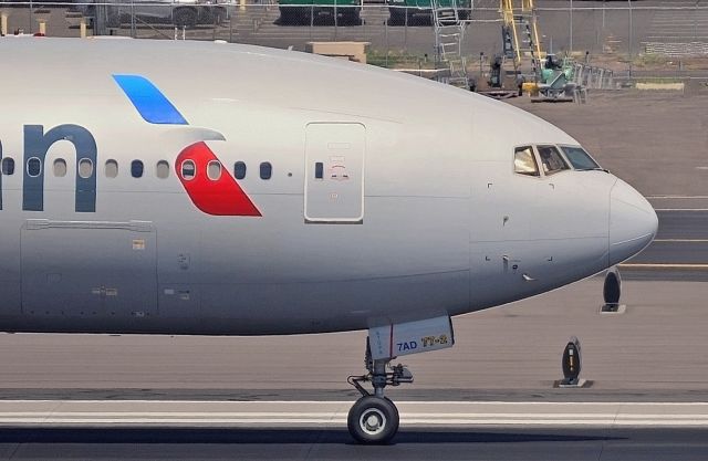 Boeing 777-200 (N773AN) - Phoenix Sky Harbor International Airport 24SEP19