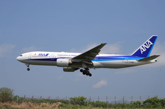 Boeing 777-200 (JA709A) - June 2nd 2018:HND-HKD.