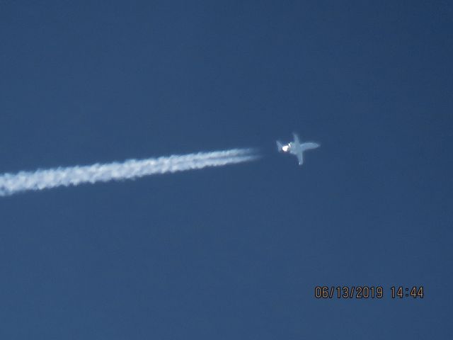 Honda HondaJet (N120HF)