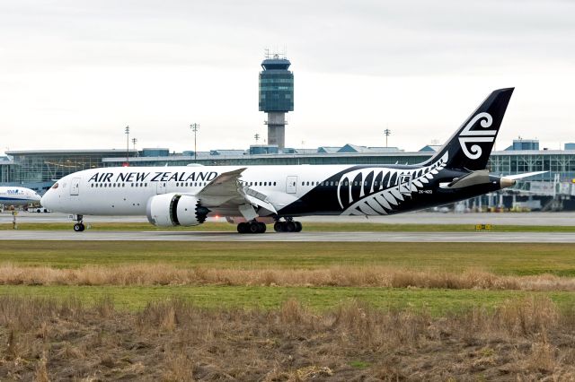 Boeing 787-9 Dreamliner (ZK-NZQ)