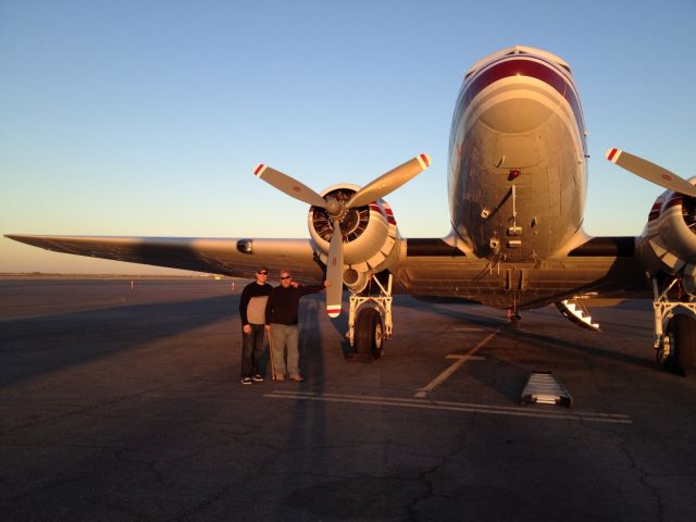 Douglas DC-3 (N193DP)