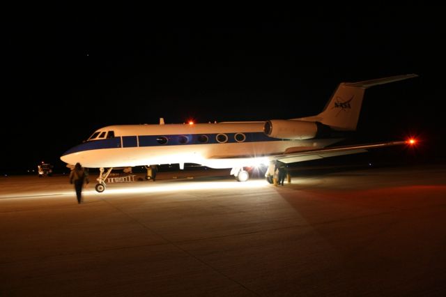 Gulfstream American Gulfstream 2 (N944NA) - Taxiing into the Chocks at KTTS