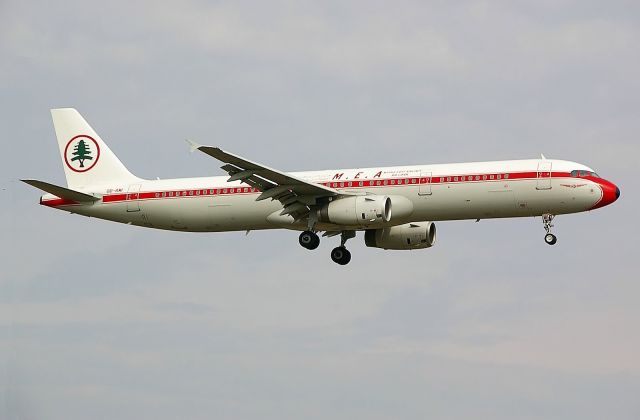 Airbus A321 (OD-RMI)