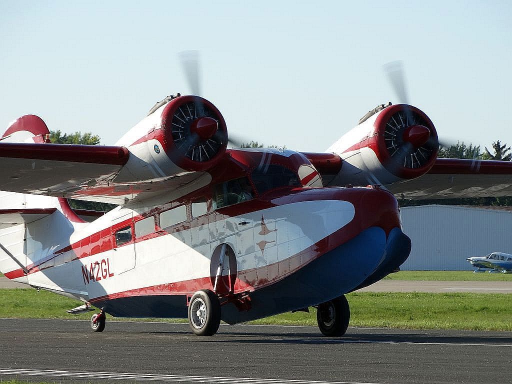 Grumman Goose (N42GL)
