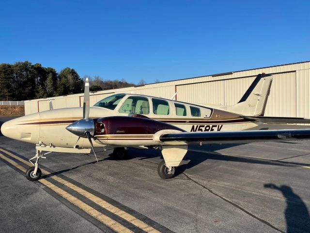 Beechcraft Baron (58) (N58EV)