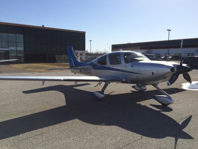 Cirrus SR22 Turbo (N7920J)