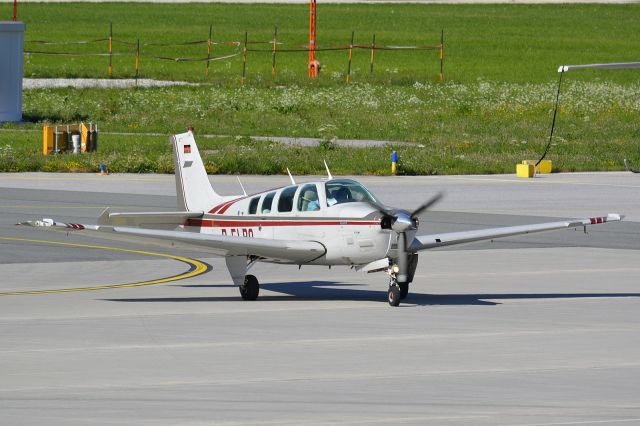 Beechcraft Bonanza (36) Turbo (D-ELRO)