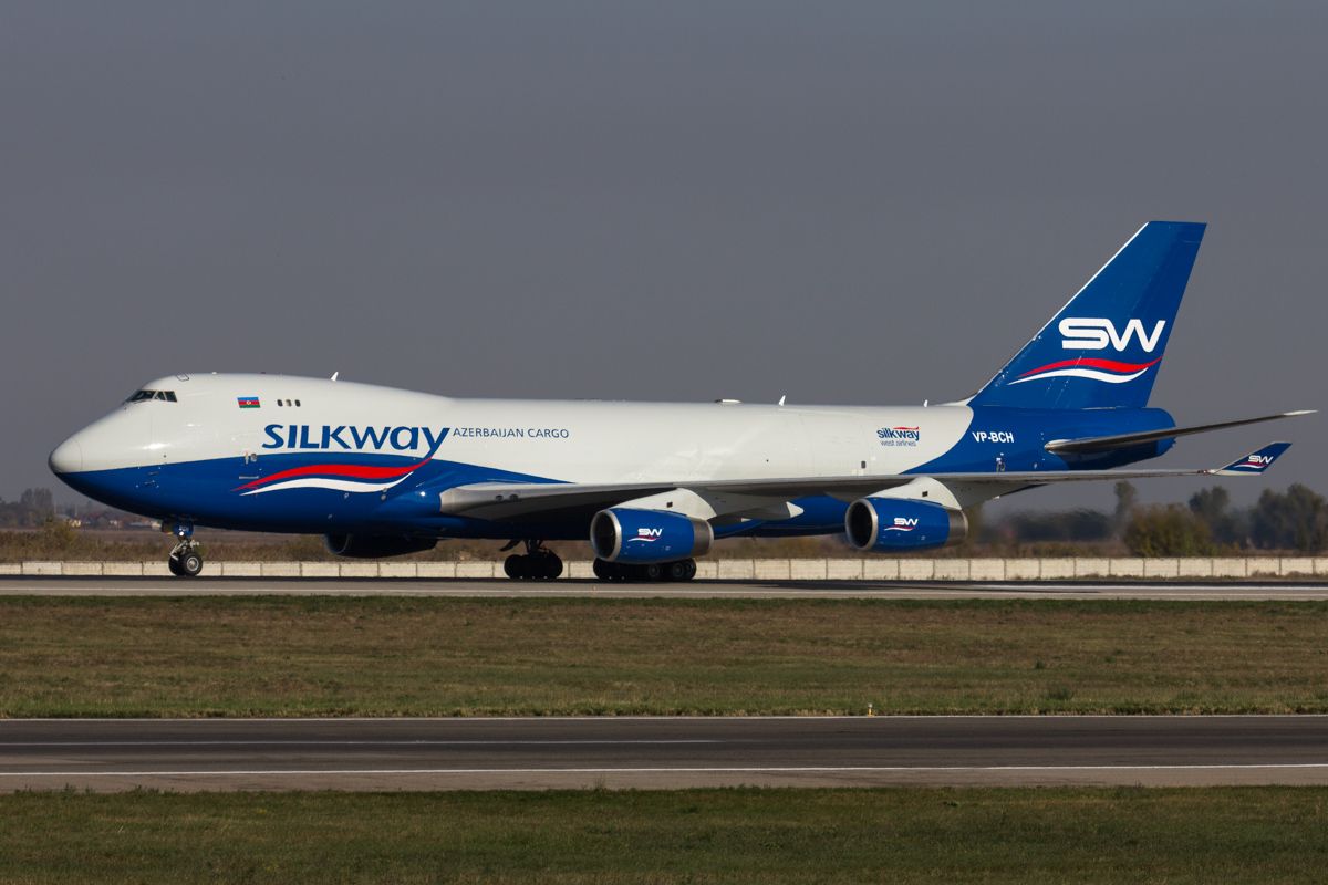 Boeing 747-400 (VP-BCH)