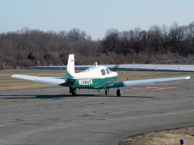 Mooney M-20 (N9225V)