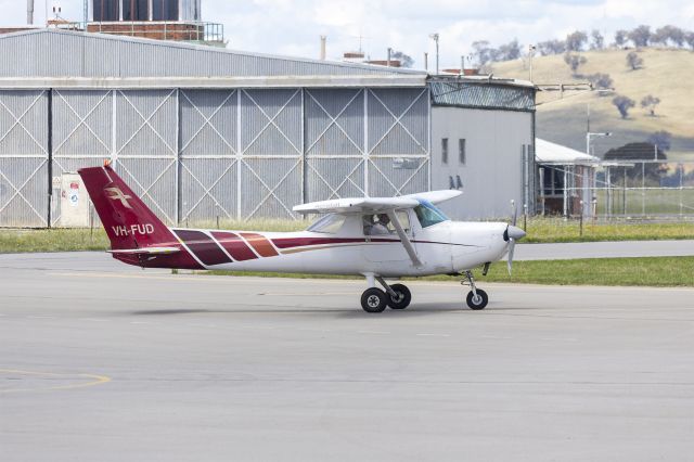 Cessna 152 (VH-FUD) - Riverina Aviation College (VH-FUD) Cessna A152 Aerobat taxiing at Wagga Wagga Airport.