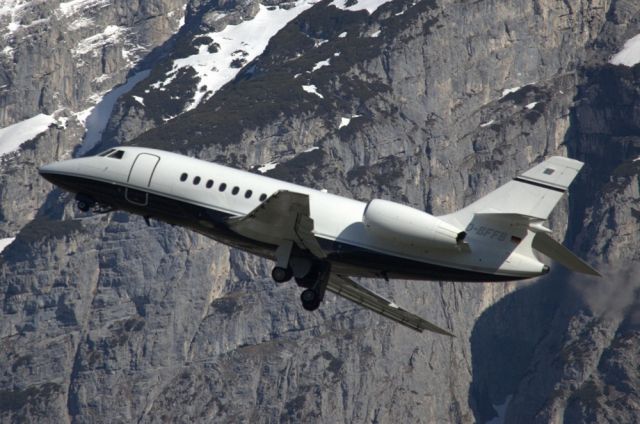 Dassault Falcon 2000 (D-BFFB)