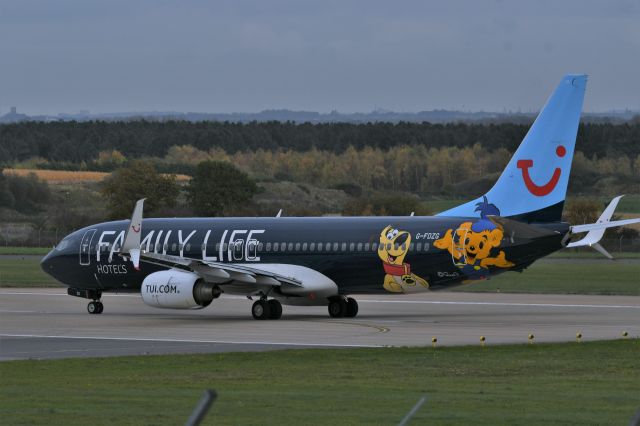 Boeing 737-800 (G-FDZG)