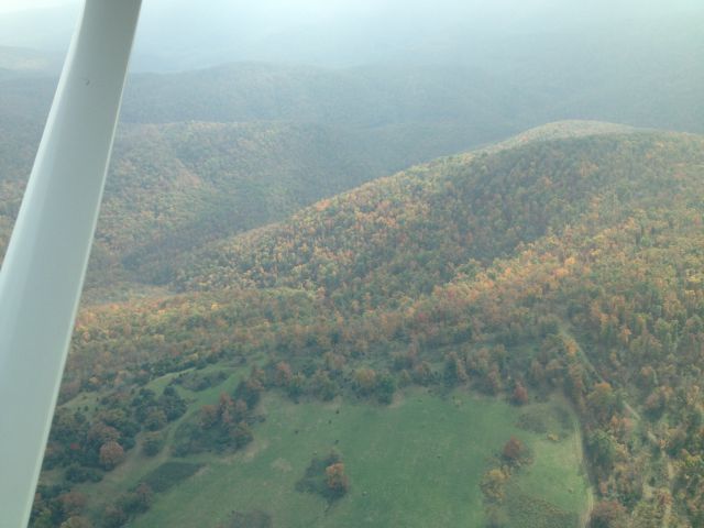 Cessna Skylane (N7432S) - October flight over the Ozarks