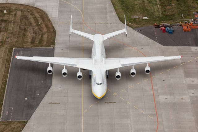 Antonov An-225 Mriya (UR-82060)