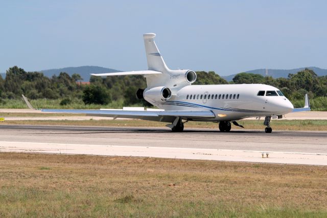 Dassault Falcon 7X (G-STMT) - 30 JUL 2015