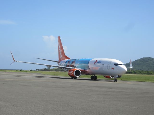 Boeing 737-800 (C-FDBD)