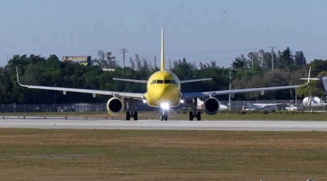 Airbus A320 (N652NK)