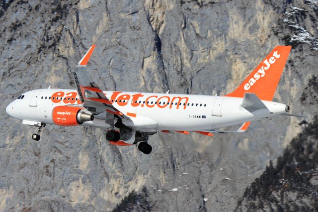 Airbus A320 (G-EZWW)