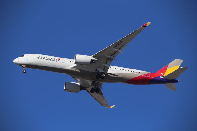 Airbus A350-900 (HL8078)