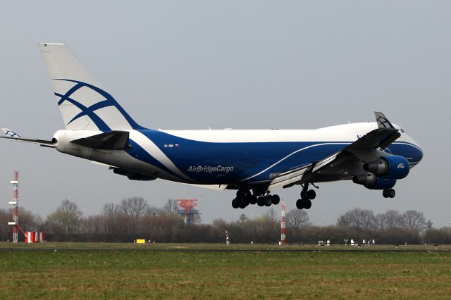 Boeing 747-400 (VP-BIM)