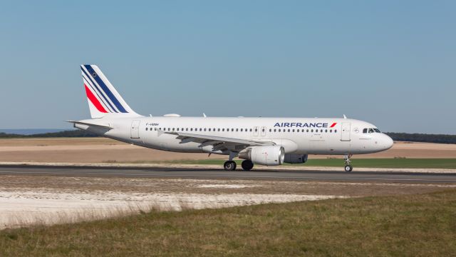 Airbus A320 (F-HBNH)