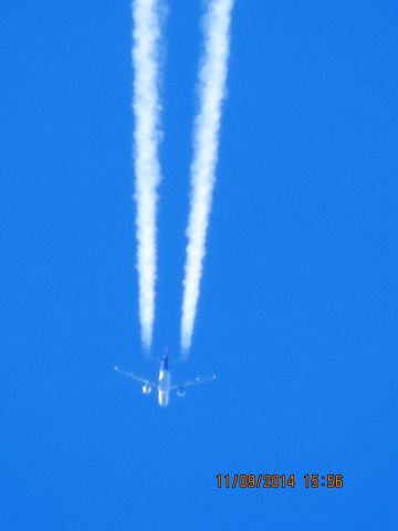 Boeing 757-200 (N989FD) - FedEx flight 375 from MEM to BIL over Baxter Springs Kansas at (78KS) at 36,000 feet.