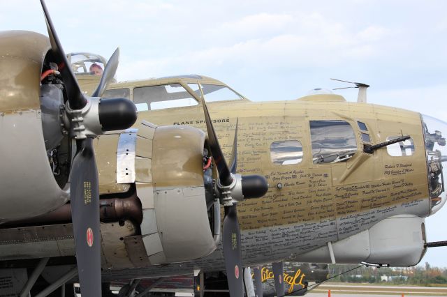 Boeing B-17 Flying Fortress —