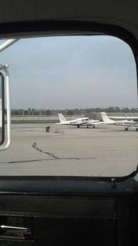 Piper PA-30 Twin Comanche (N7497Y) - Nice twin training aircraft at Fullerton Municipal