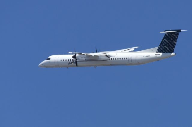 de Havilland Dash 8-400 (C-GKQF)