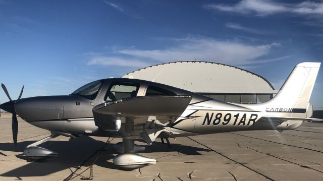 Cirrus SR22 Turbo (N891AR)