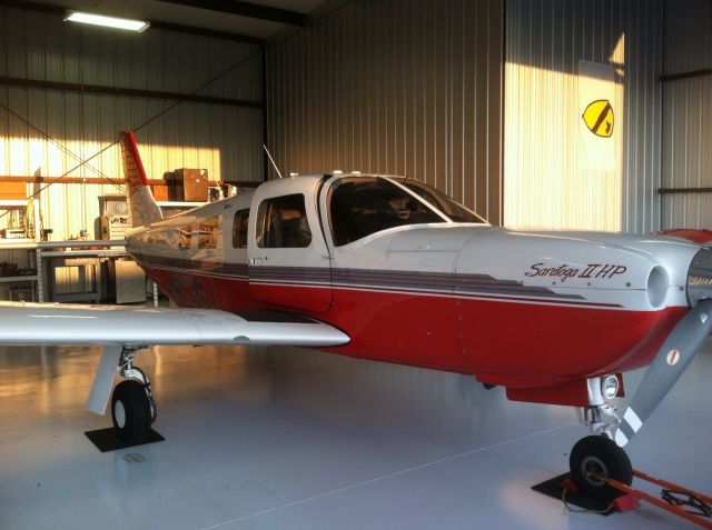 Piper Saratoga (N9236J)