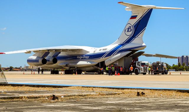 Ilyushin Il-76 (RA-76951)