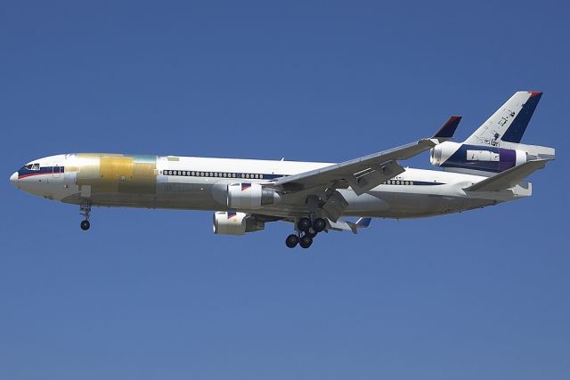 Boeing MD-11 (N524FE) - caught at LAX back in 06 right after the freighter conversion, now this is what you call a hybrid