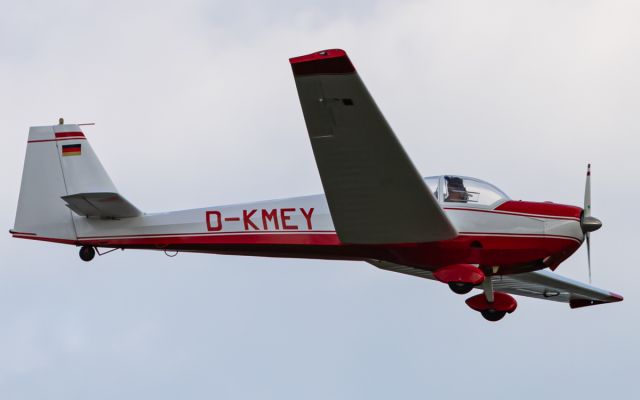 VICKERS-SLINGSBY T-61 Venture (D-KMEY)