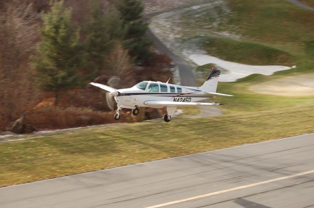 Beechcraft Bonanza (36) (N4245D)