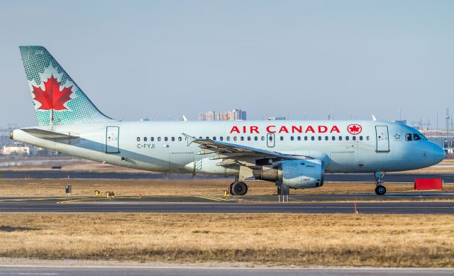 Airbus A319 (C-FYJI)