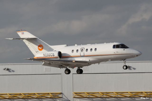 Hawker 800 (N280CB)