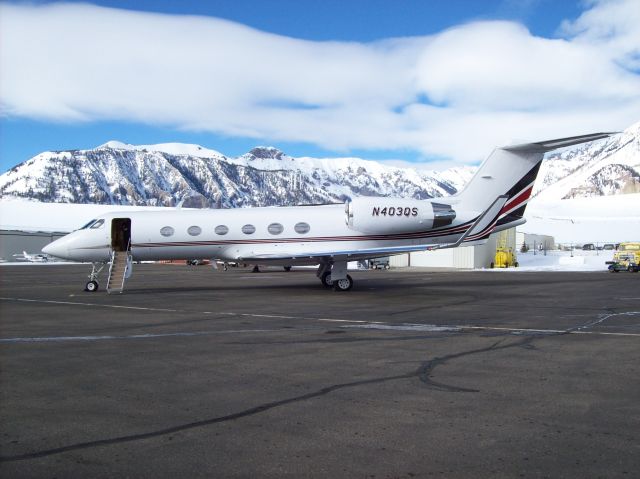 Gulfstream Aerospace Gulfstream IV (N403QS) - On the ramp at Telluride, CO.