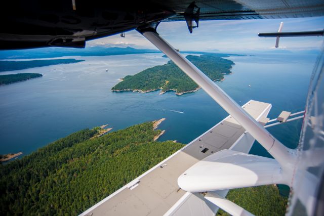 De Havilland Canada Twin Otter (C-FMJO)