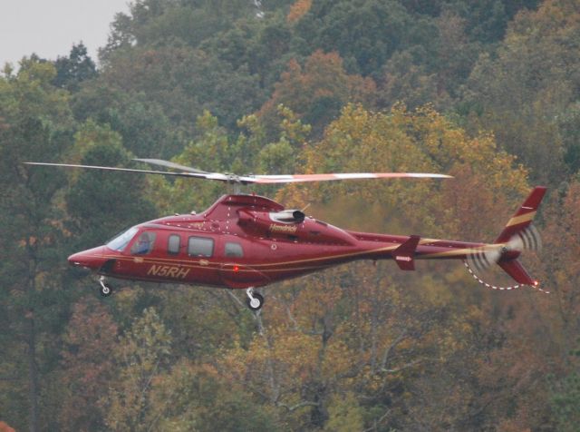 Bell 430 (N5RH) - On approach - 10/23/09