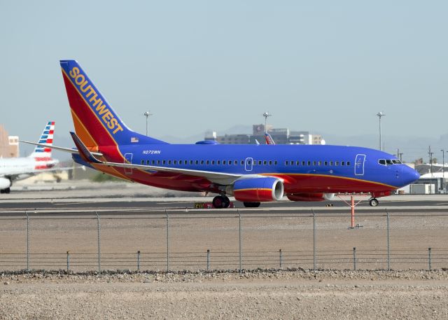 Boeing 737-700 (N272WN)