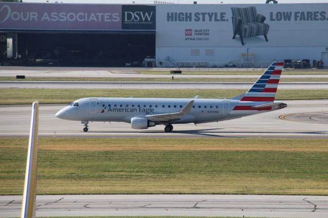 Embraer 175 (N205NN) - AA3757 from DCA (September 14th, 2023) 