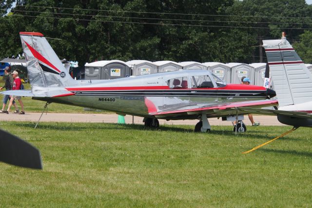 Piper PA-24 Comanche (N64400)