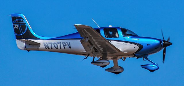 Cirrus SR-22 (N707PV) - N707PV 2015 CIRRUS SR22T s/n 1063 - North Las Vegas Airport  KVGTbr /Photo: Tomás Del Corobr /October 14, 2020